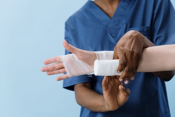 workers compensation vs personal injury lawsuit